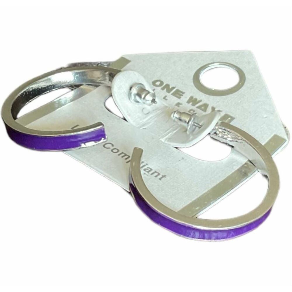 NWT Womens One Way Collection Purple Enamel Hoop Earrings in Silver